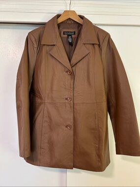 Dialogue Women's Brown Leather Button-Front Jacket